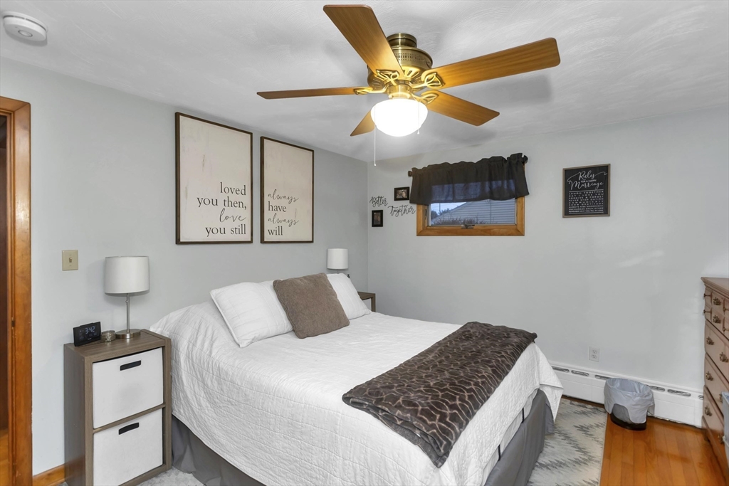 166 Montgomery Road Westfield, MA 01085 - Photo 9 of 21