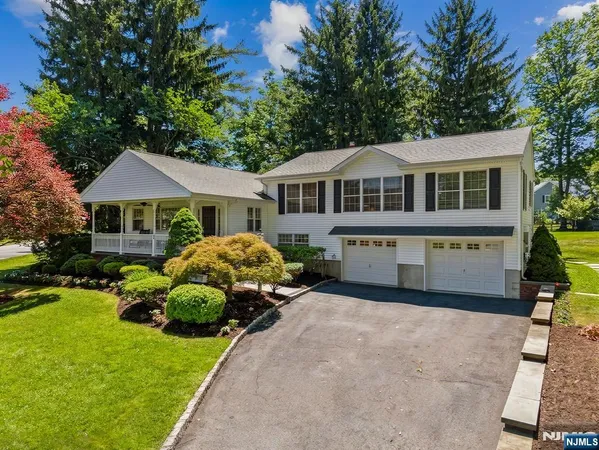 $1,399,000 | 20 Northern Avenue, Florham Park, NJ 07932
