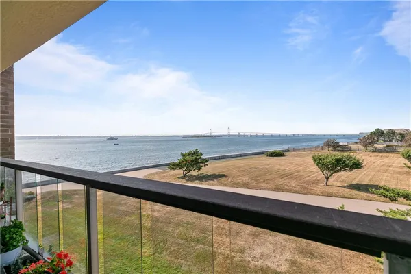 $2,500 | 1204 Capella South, Newport, RI 02840