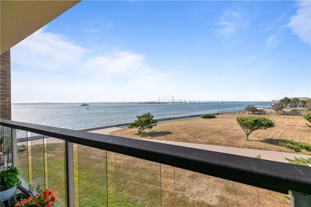 $2,500 | 1204 Capella South, Newport, RI 02840