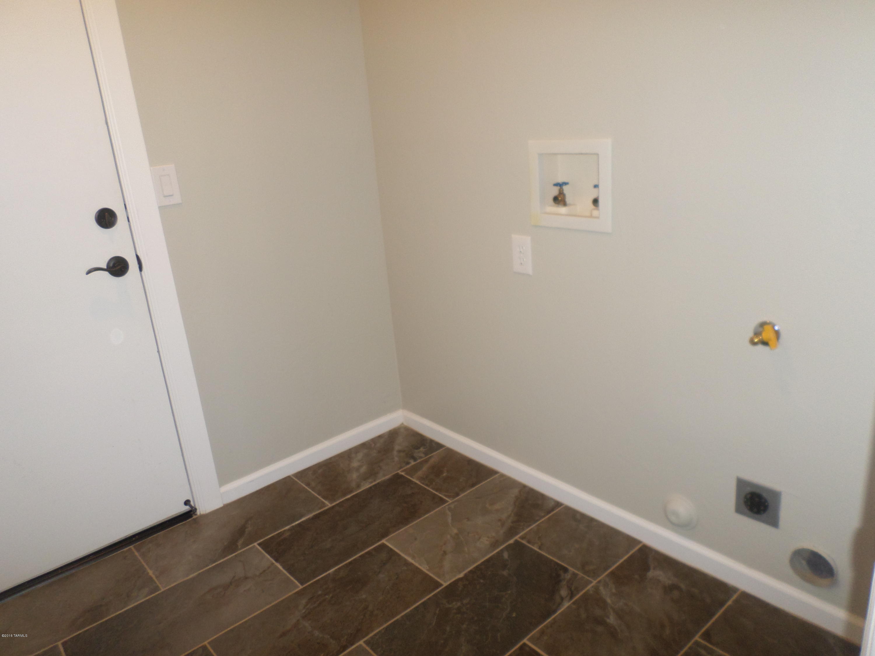256 Tabascoe Place Tucson, AZ 85755 - Photo 10 of 24