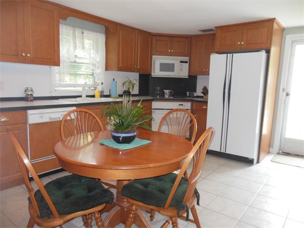 21 Bellflower Street Lexington, MA 02421 - Photo 4 of 8