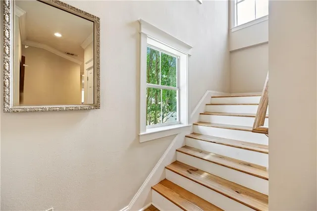 $3,000 | 921 Carriage Way, Baton Rouge, LA 70808