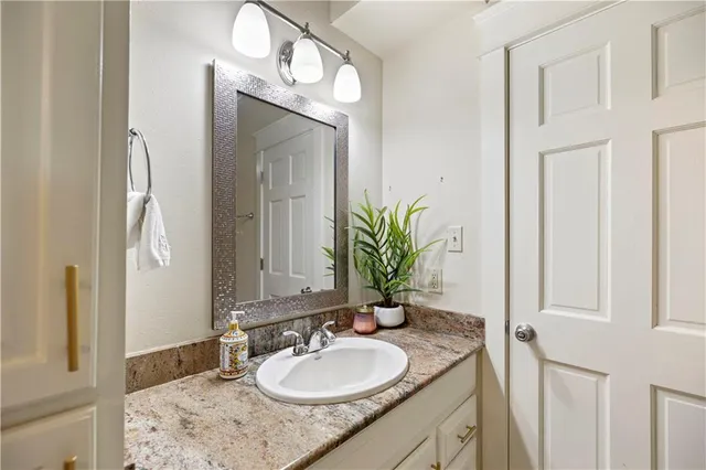 $3,000 | 921 Carriage Way, Baton Rouge, LA 70808