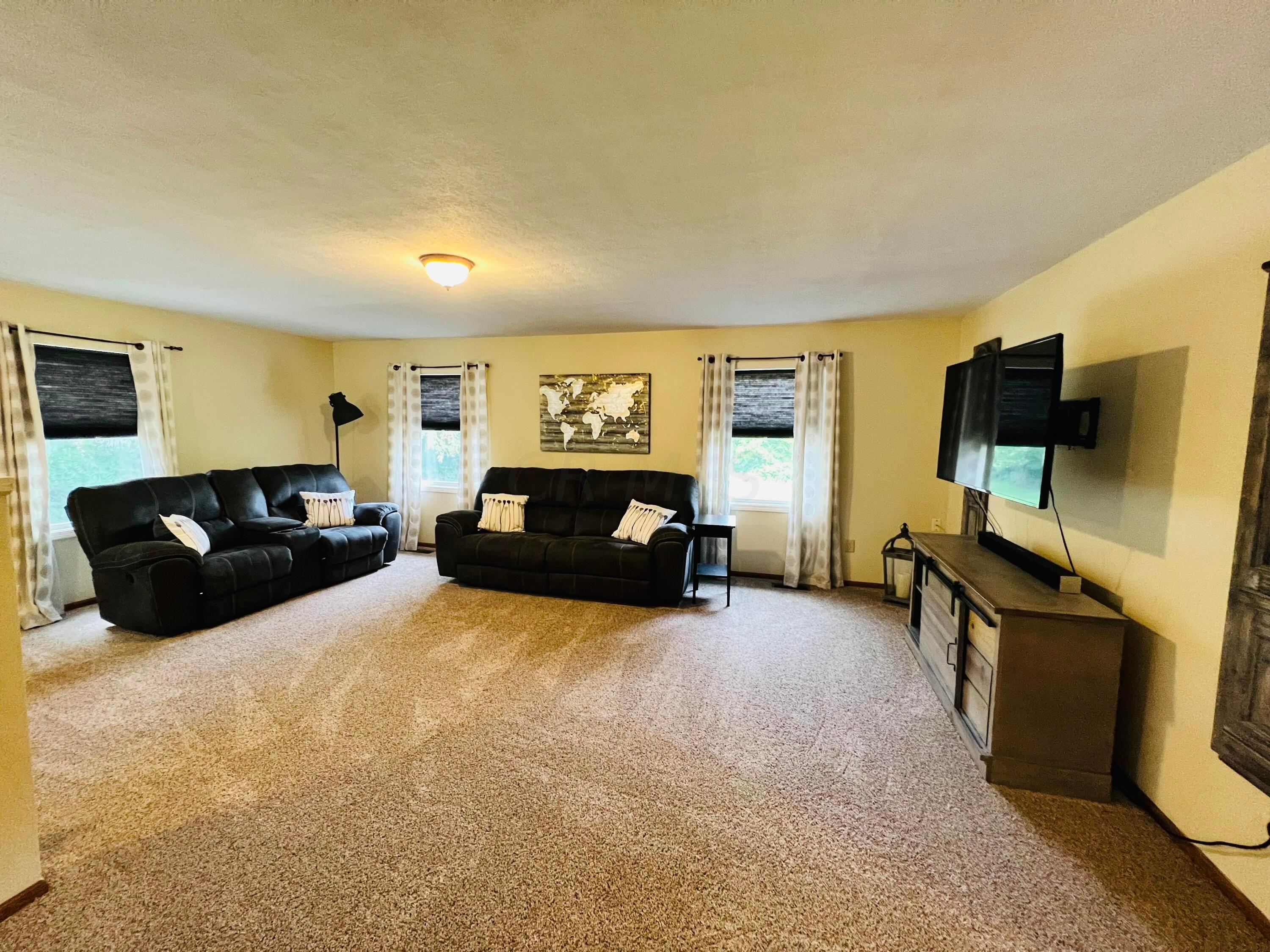 4386 Pickerington Road Carroll, OH 43112 - Photo 18 of 32 2nd Floor Bonus Room