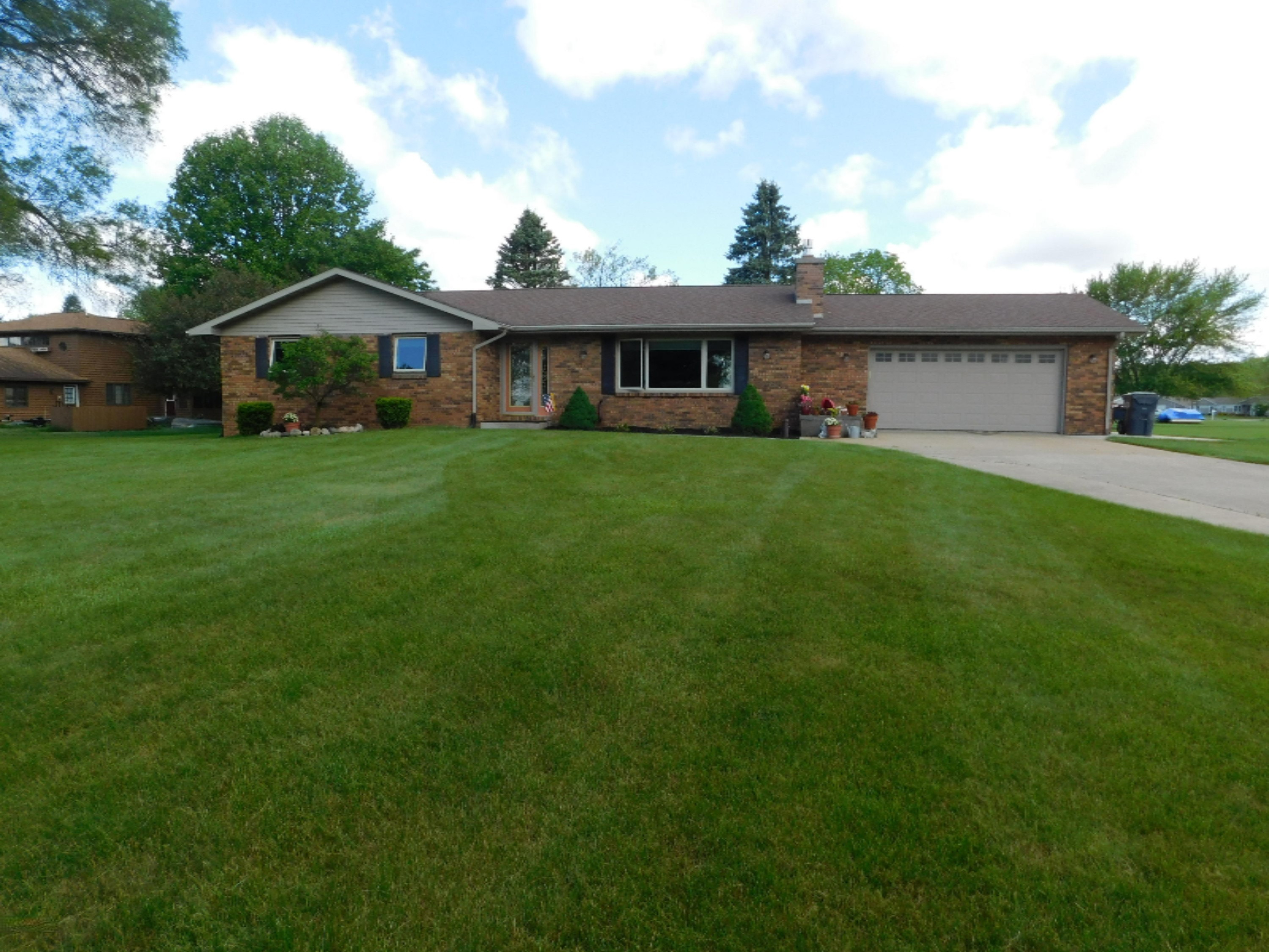 46156 Lakeview Drive Decatur, MI 49045 - Photo 3 of 32 DSCN1444