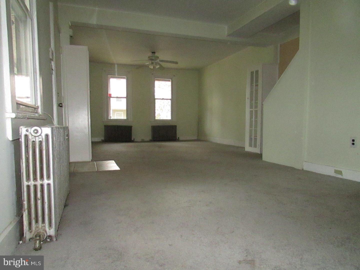 618 Cooper Street Beverly, NJ 08010 - Photo 9 of 21 Gallery Image 9