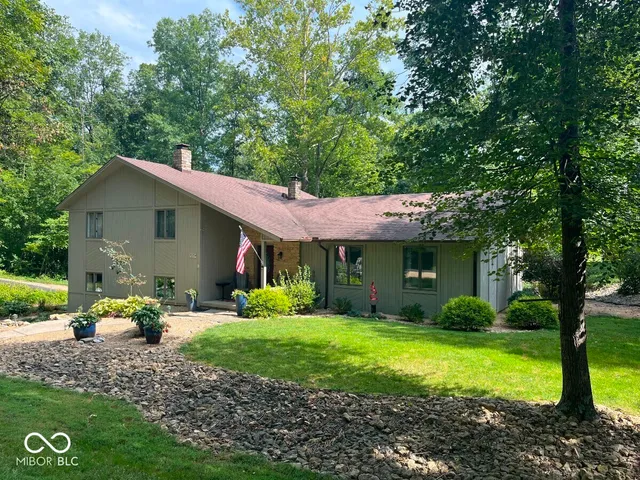 $399,000 | 1134 County Line Road, Batesville, IN 47006