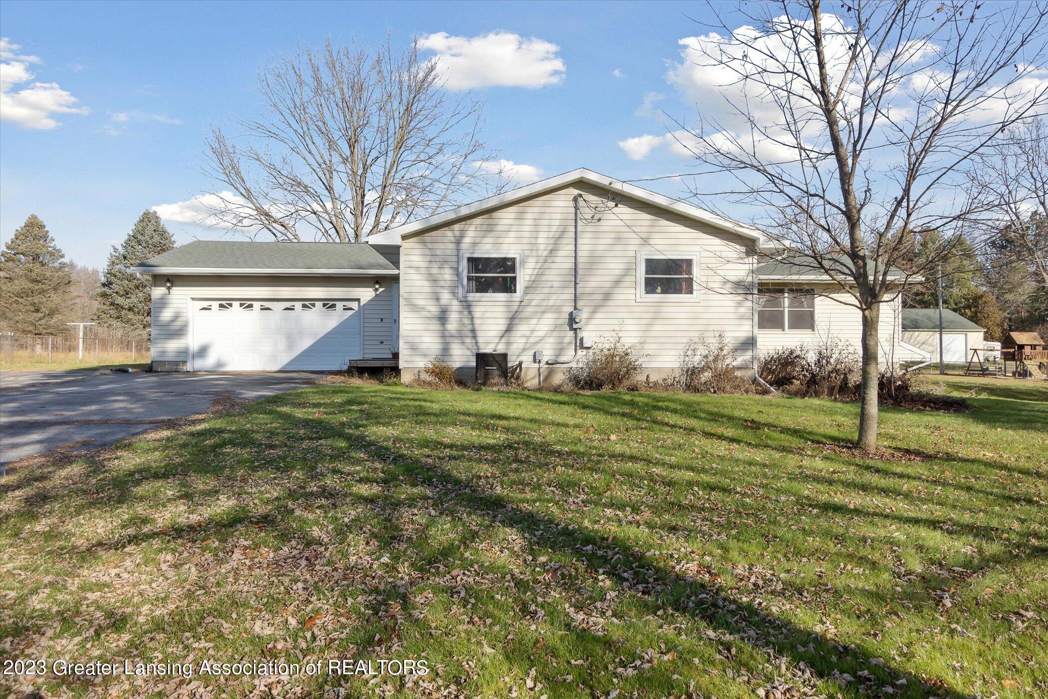 910 West Dansville Road Mason, MI 48854 - Photo 1 of 60 main