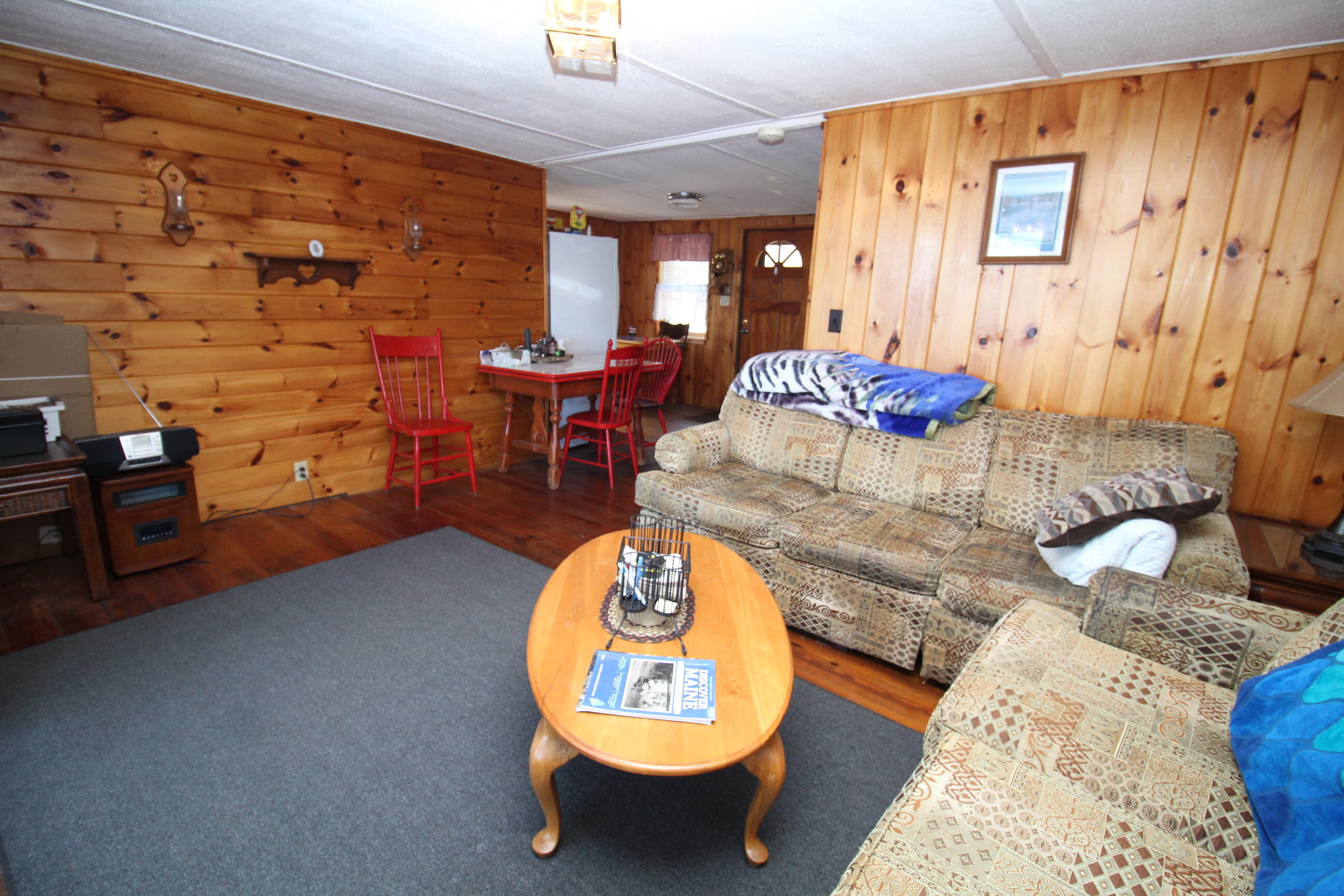 81 Shore Drive Sabattus, ME 04280 - Photo 22 of 63 21. Living Room