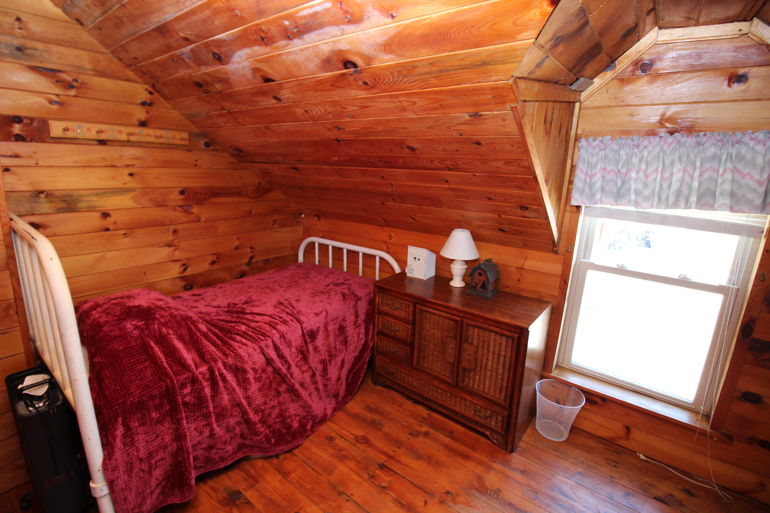 81 Shore Drive Sabattus, ME 04280 - Photo 30 of 63 29. Bedroom 1