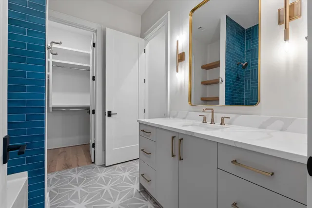 $3,999,990 | 822 Sutton Hill Road, Nashville, TN 37204