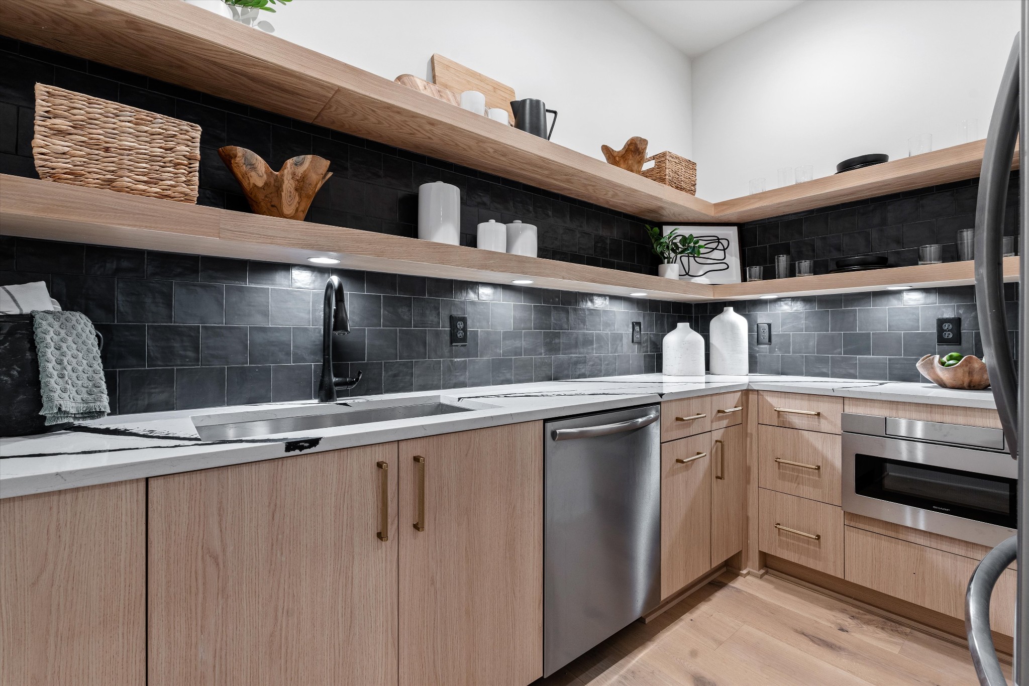 822 Sutton Hill Road Nashville, TN 37204 - Photo 10 of 83