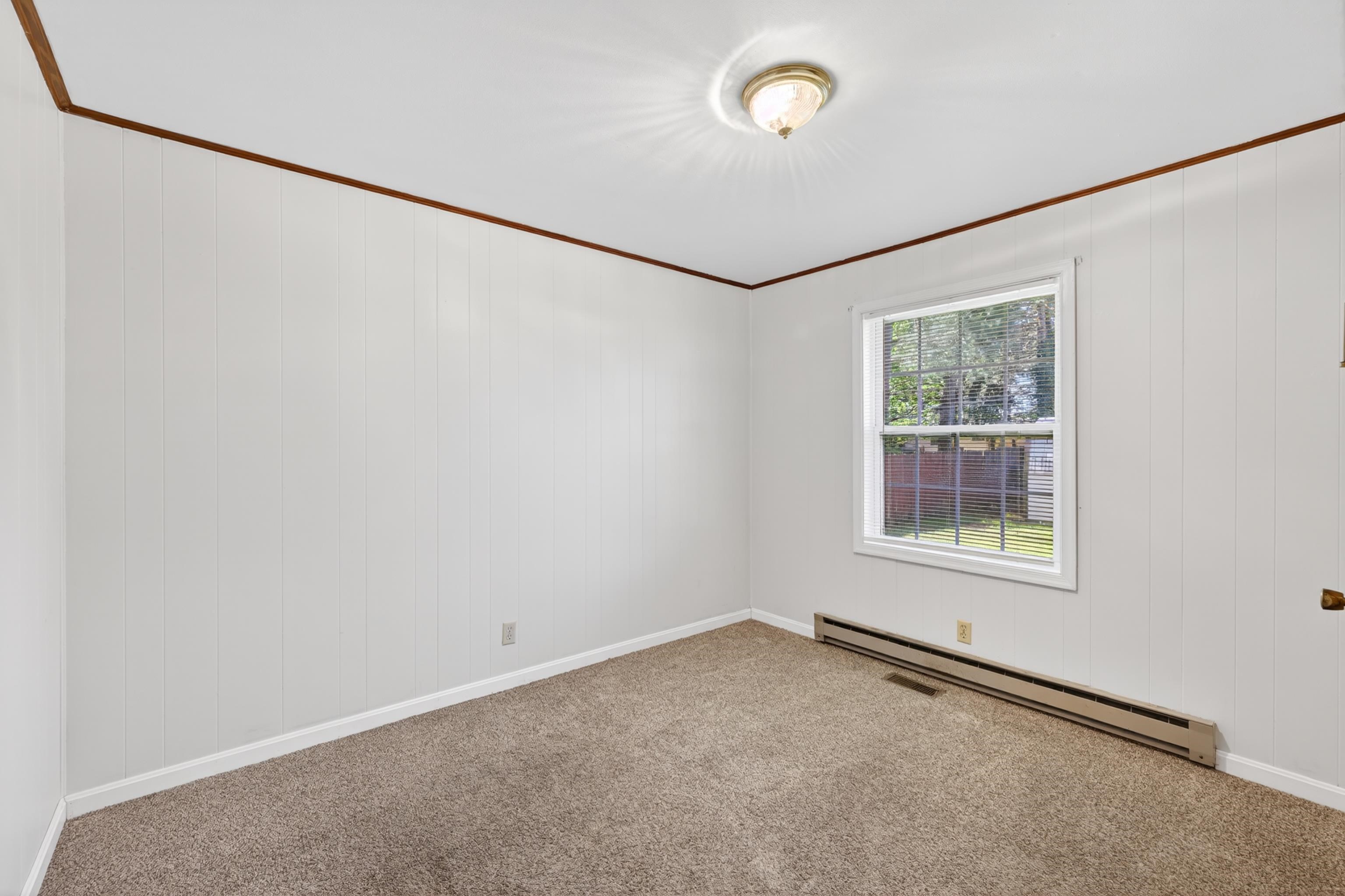 409 13th Street Grottoes, VA 24441 - Photo 27 of 61