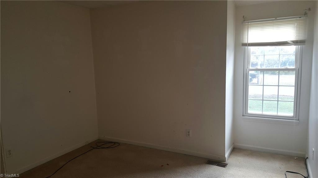 2943 Triangle Lake Road High Point, NC 27260 - Photo 5 of 16 Gallery Image 5