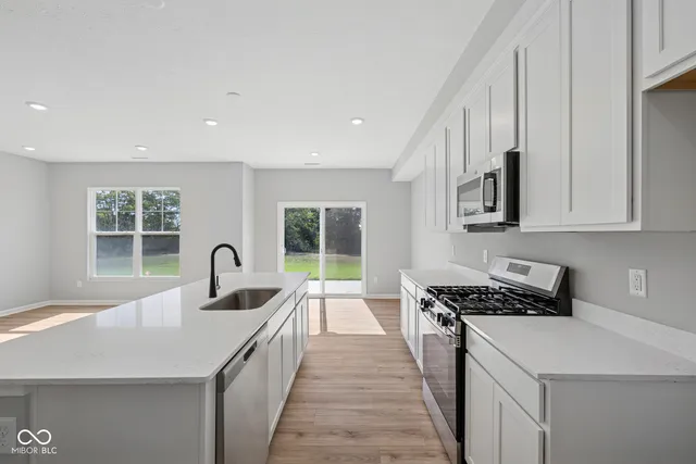 $333,990 | 12613 Morning Rdg Way, Noblesville, IN 46060