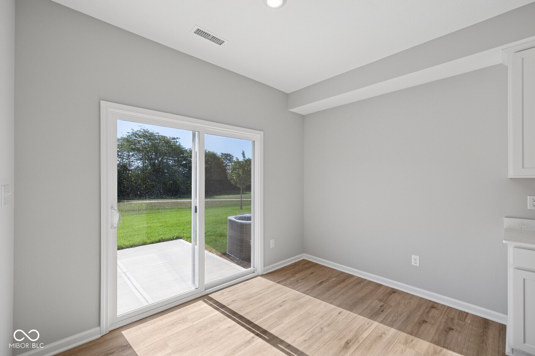 12613 Morning Rdg Way Noblesville, IN 46060 - Photo 4 of 17