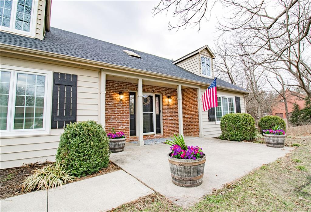 213 Northeast 51st Road Warrensburg, MO 64093 - Photo 2 of 47