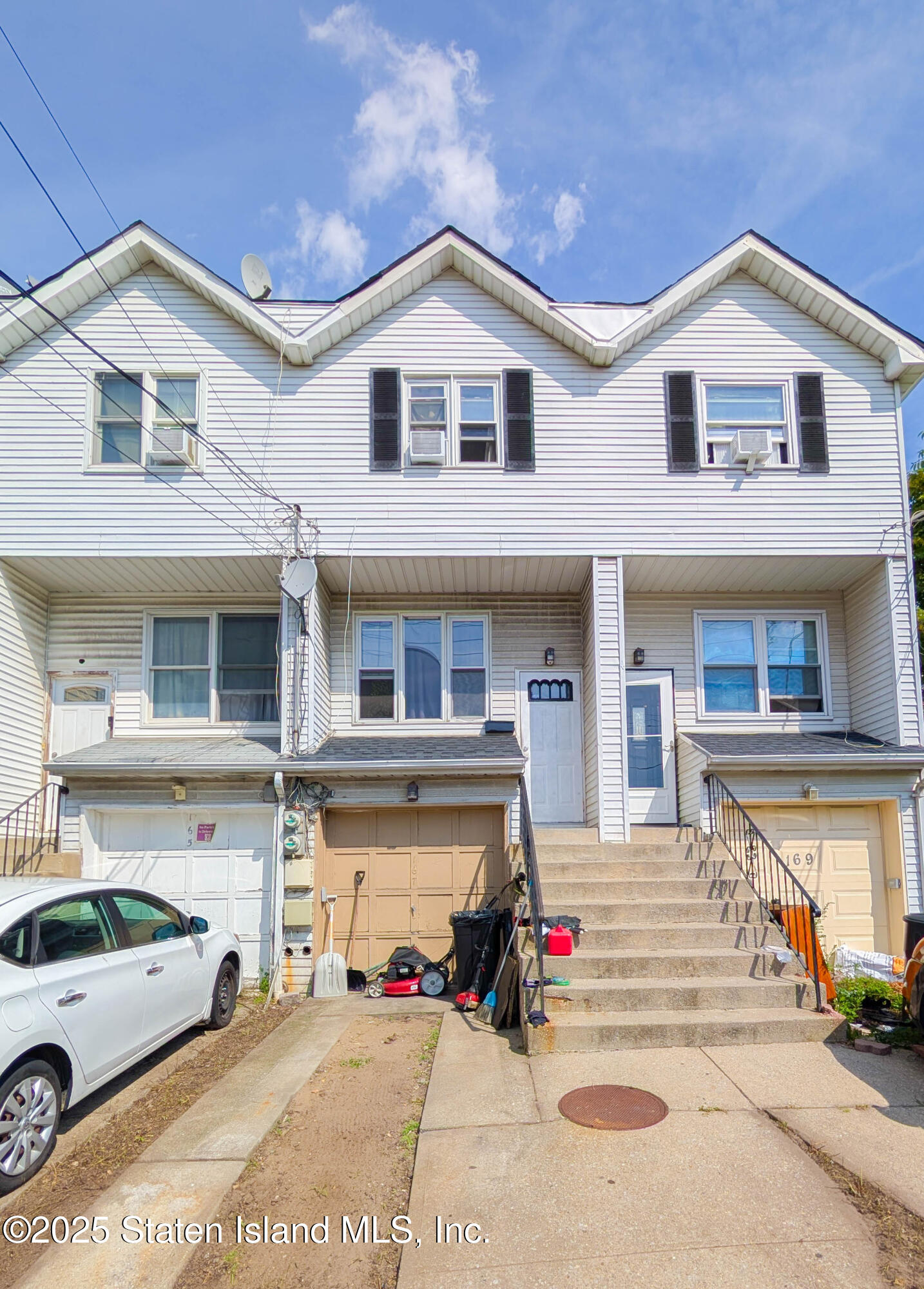 167 Harbor Road Staten Island, NY 10303 - Photo 1 of 10 front