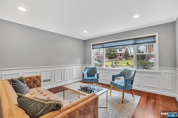 $1,295,000 | 1284 Wellington Avenue, Teaneck, NJ 07666