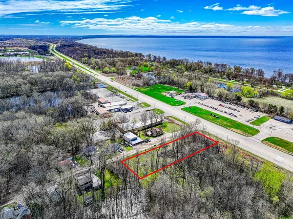 $74,900 | 114 Highway 10, Plum City, WI 54761