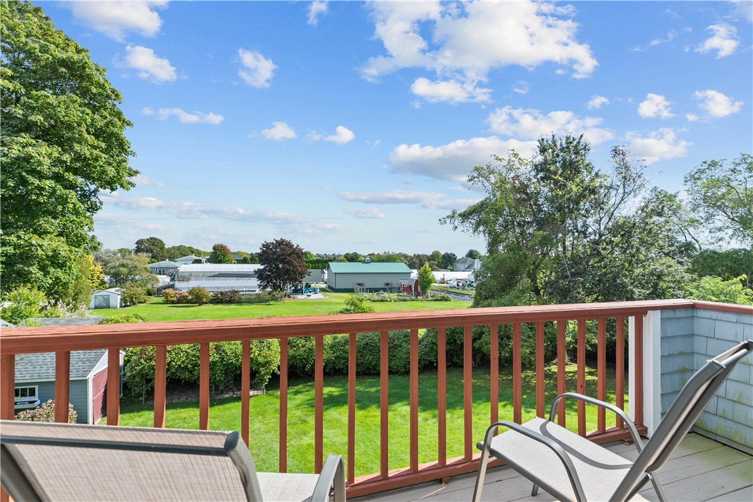 20 Morrison Avenue Middletown, RI 02842 - Photo 25 of 33