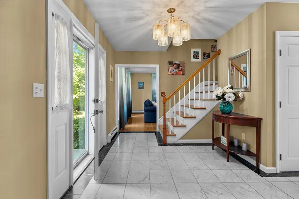 $4,100 | 20 Morrison Avenue, Middletown, RI 02842