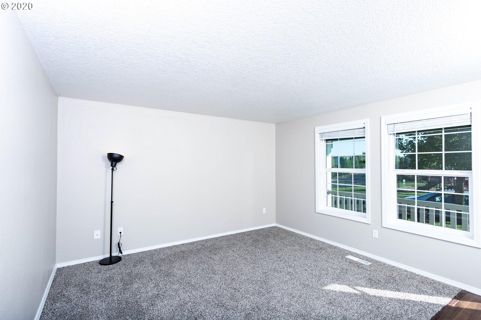 615 Lark Drive Ridgefield, WA 98642 - Photo 8 of 17 Gallery Image 8