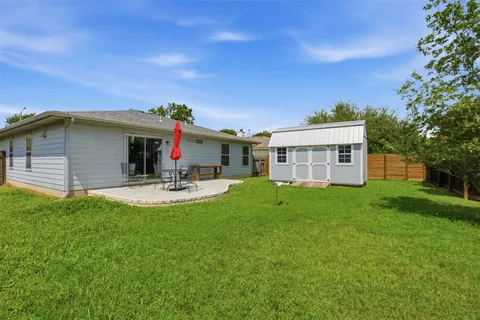 $274,990 | 718 Blair Avenue, Bastrop, TX 78602