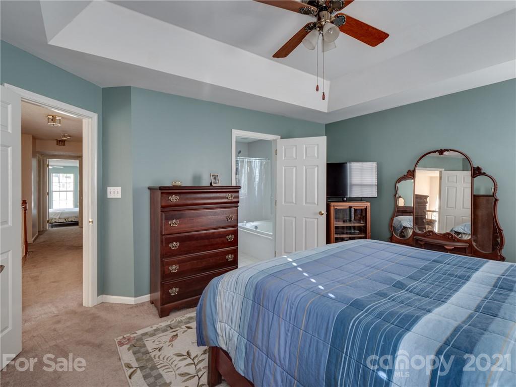 11426 Coreopsis Road Charlotte, NC 28213 - Photo 22 of 37 Gallery Image 22