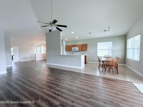 $1,900 | 3900 Playa Del Sol Drive, Unit 205, Rockledge, FL 32955