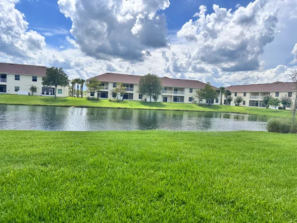 $1,900 | 3900 Playa Del Sol Drive, Unit 205, Rockledge, FL 32955
