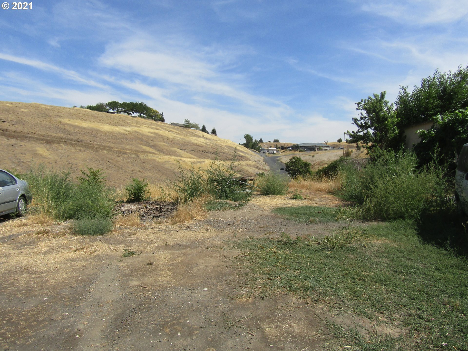 Southeast 10th Street Pendleton, OR 97801 - Photo 1 of 2 a view of a beach with an ocean beach
