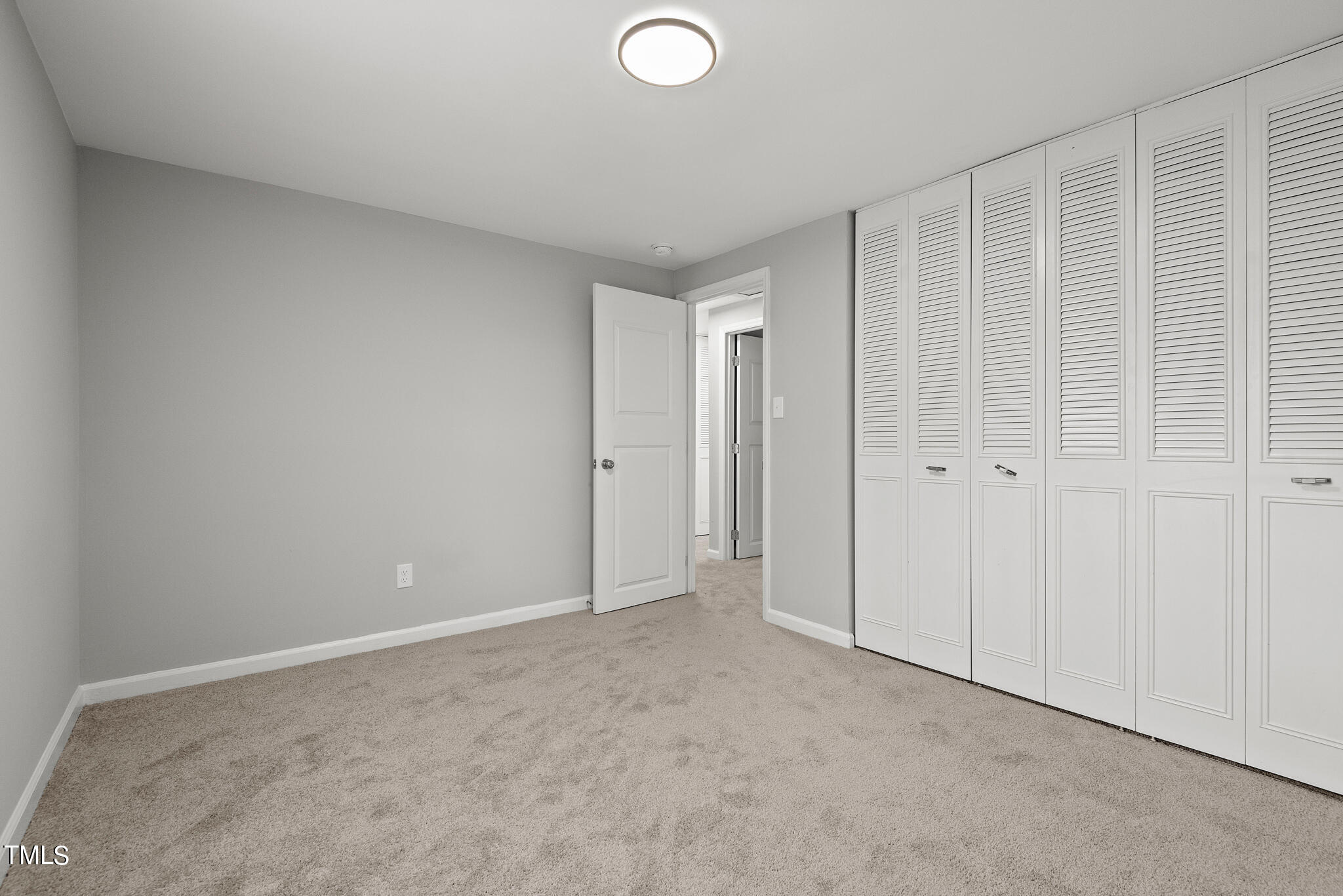 1151 Villa Green Court Raleigh, NC 27612 - Photo 24 of 43 DSC_0715