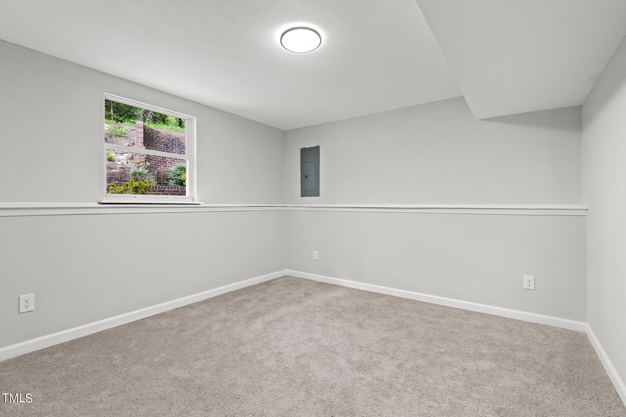 1151 Villa Green Court Raleigh, NC 27612 - Photo 30 of 43 DSC_0769