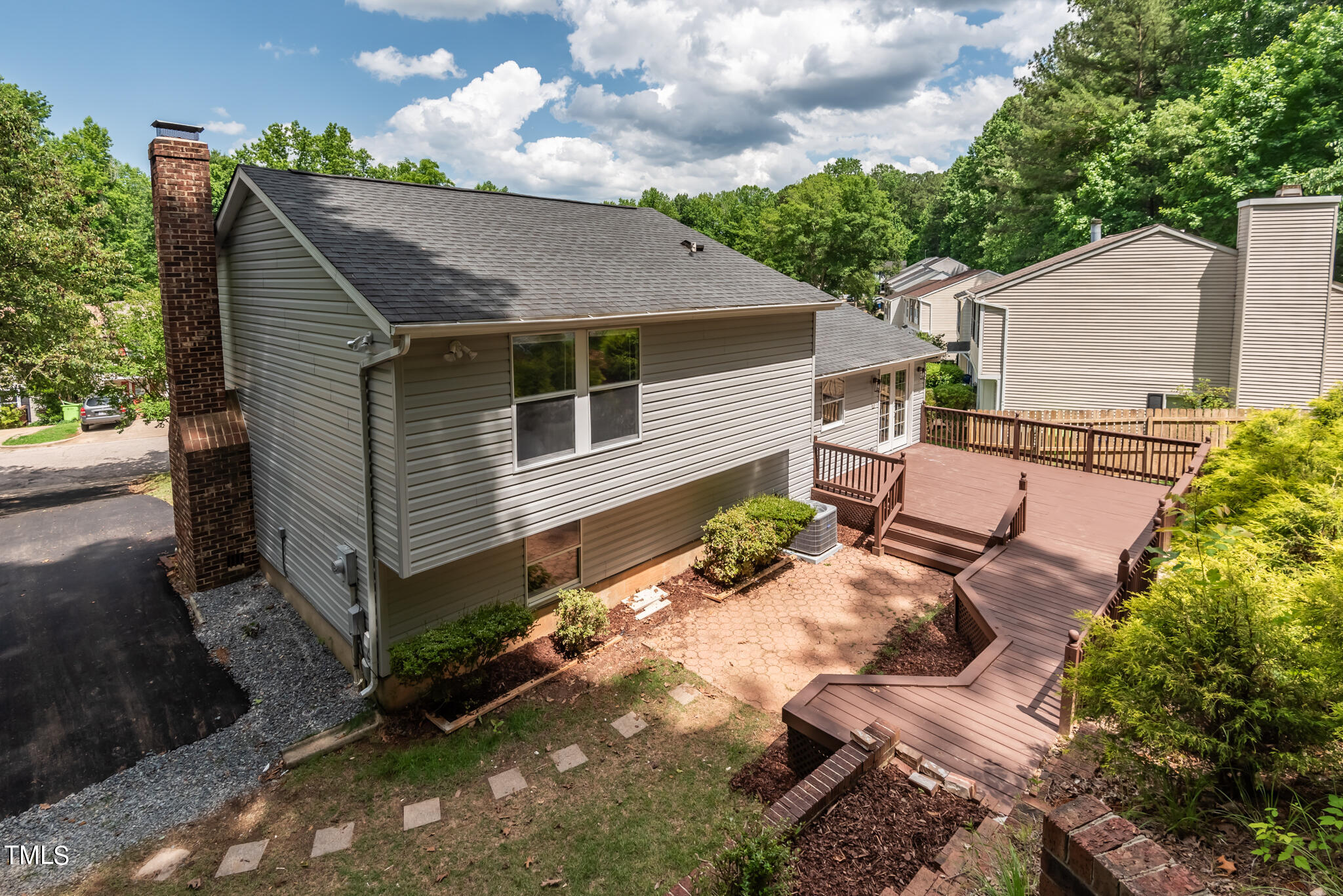1151 Villa Green Court Raleigh, NC 27612 - Photo 4 of 43 DSC_0915-HDR