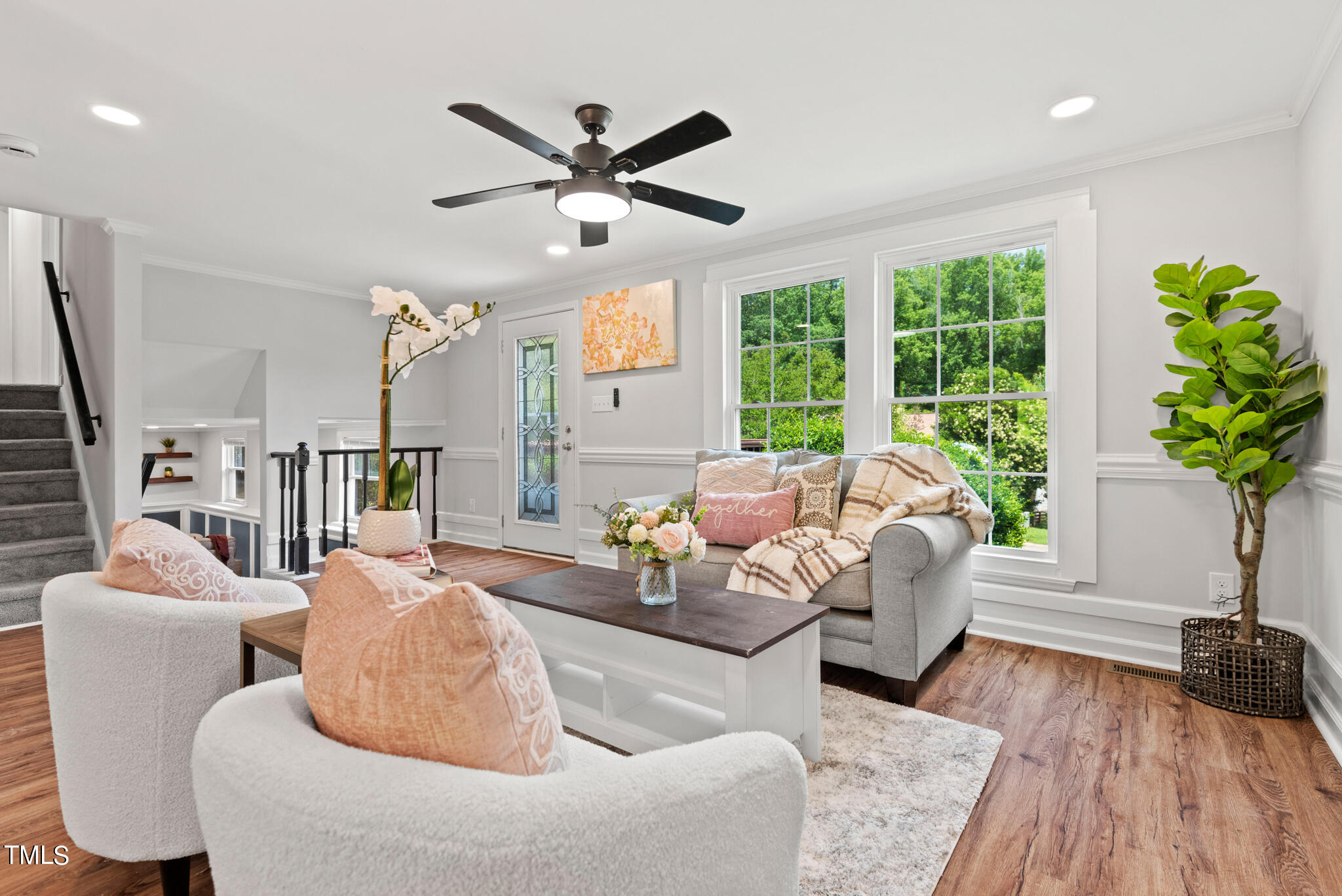 1151 Villa Green Court Raleigh, NC 27612 - Photo 5 of 43 DSC_0604