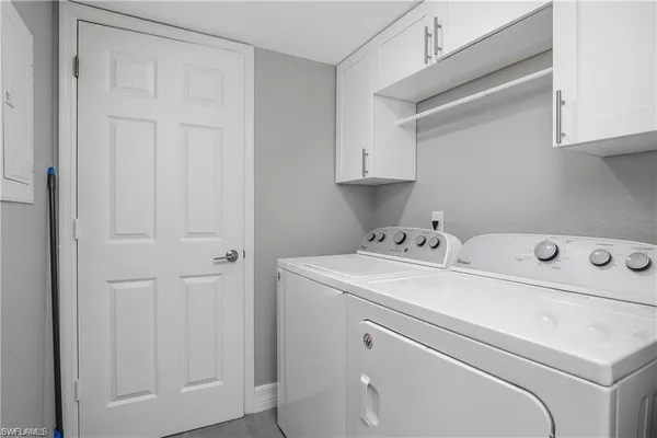 $5,000 | 773 Wiggins Lake Drive, Unit 2, Naples, FL 34110