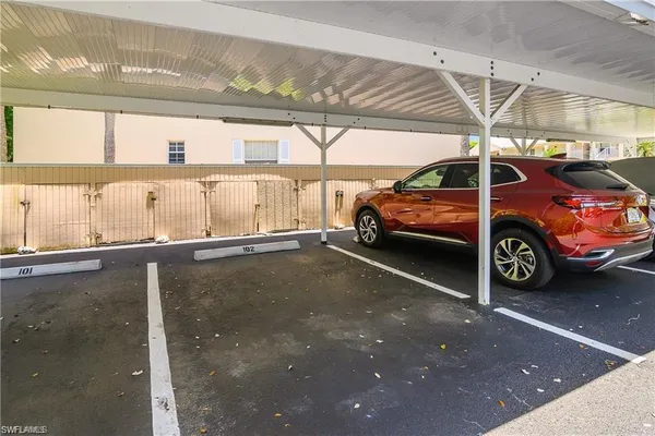 $5,000 | 773 Wiggins Lake Drive, Unit 2, Naples, FL 34110