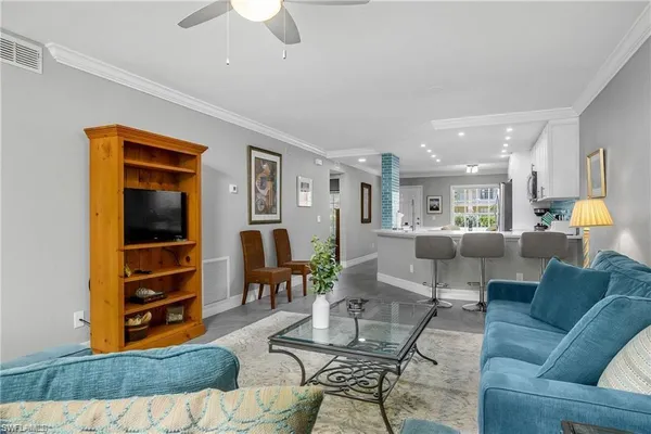 $5,000 | 773 Wiggins Lake Drive, Unit 2, Naples, FL 34110