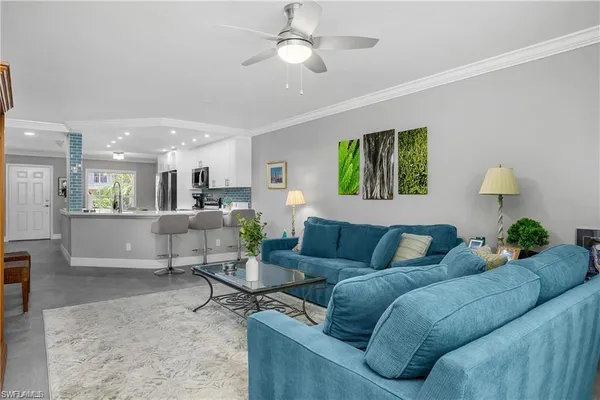 $5,000 | 773 Wiggins Lake Drive, Unit 2, Naples, FL 34110