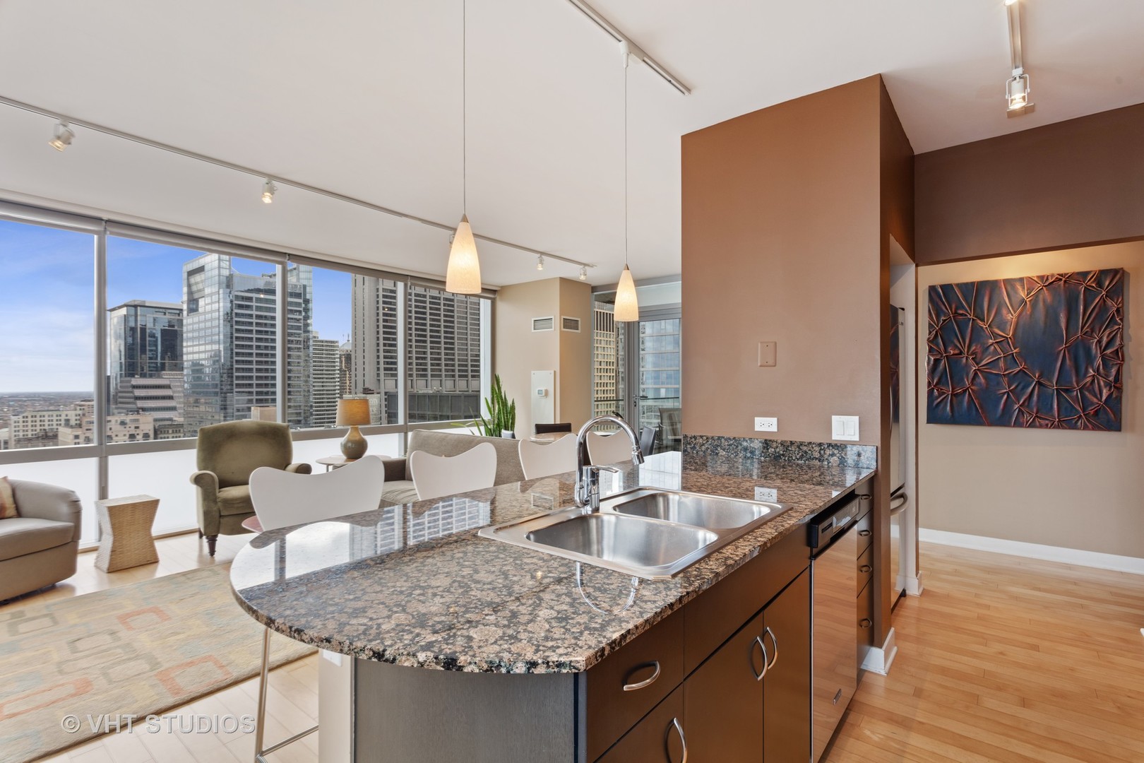8 East Randolph Street, Unit 2904 Chicago, IL 60601 - Photo 4 of 18