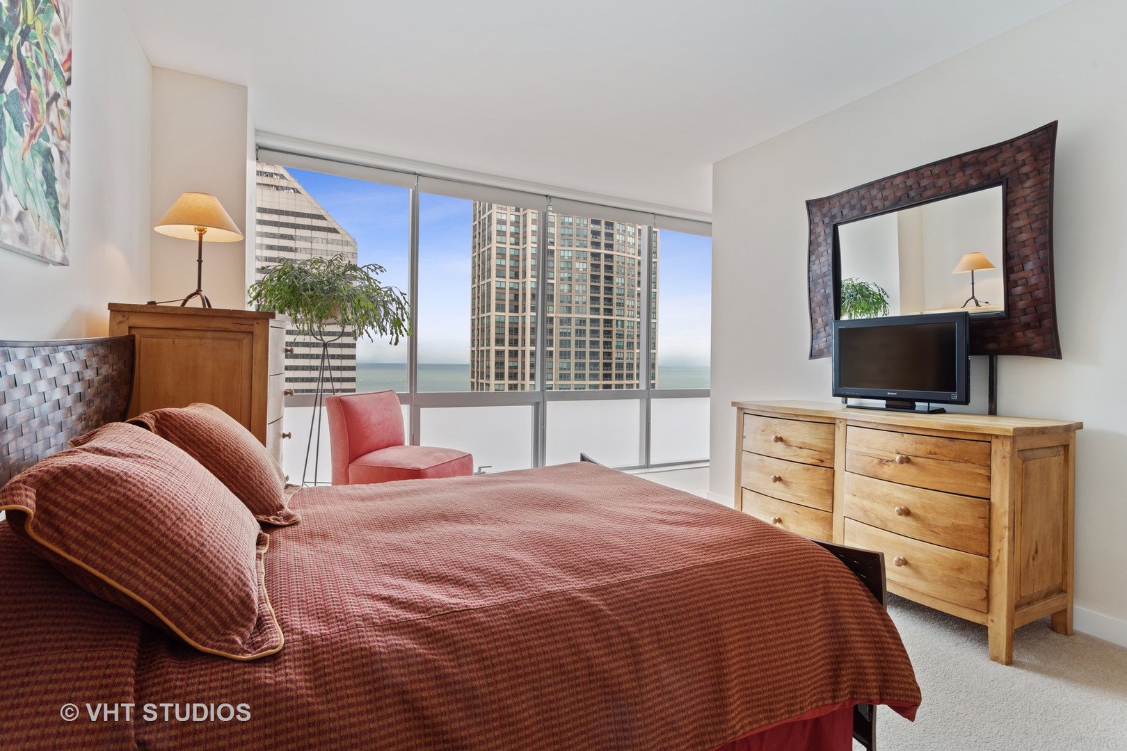 8 East Randolph Street, Unit 2904 Chicago, IL 60601 - Photo 8 of 18