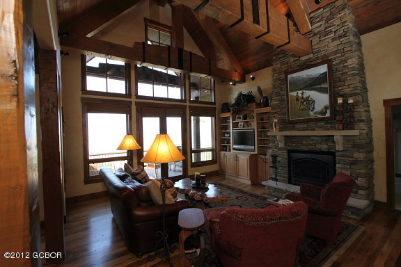 164 Cozens Ridge Fraser, CO 80442 - Photo 6 of 45 living room