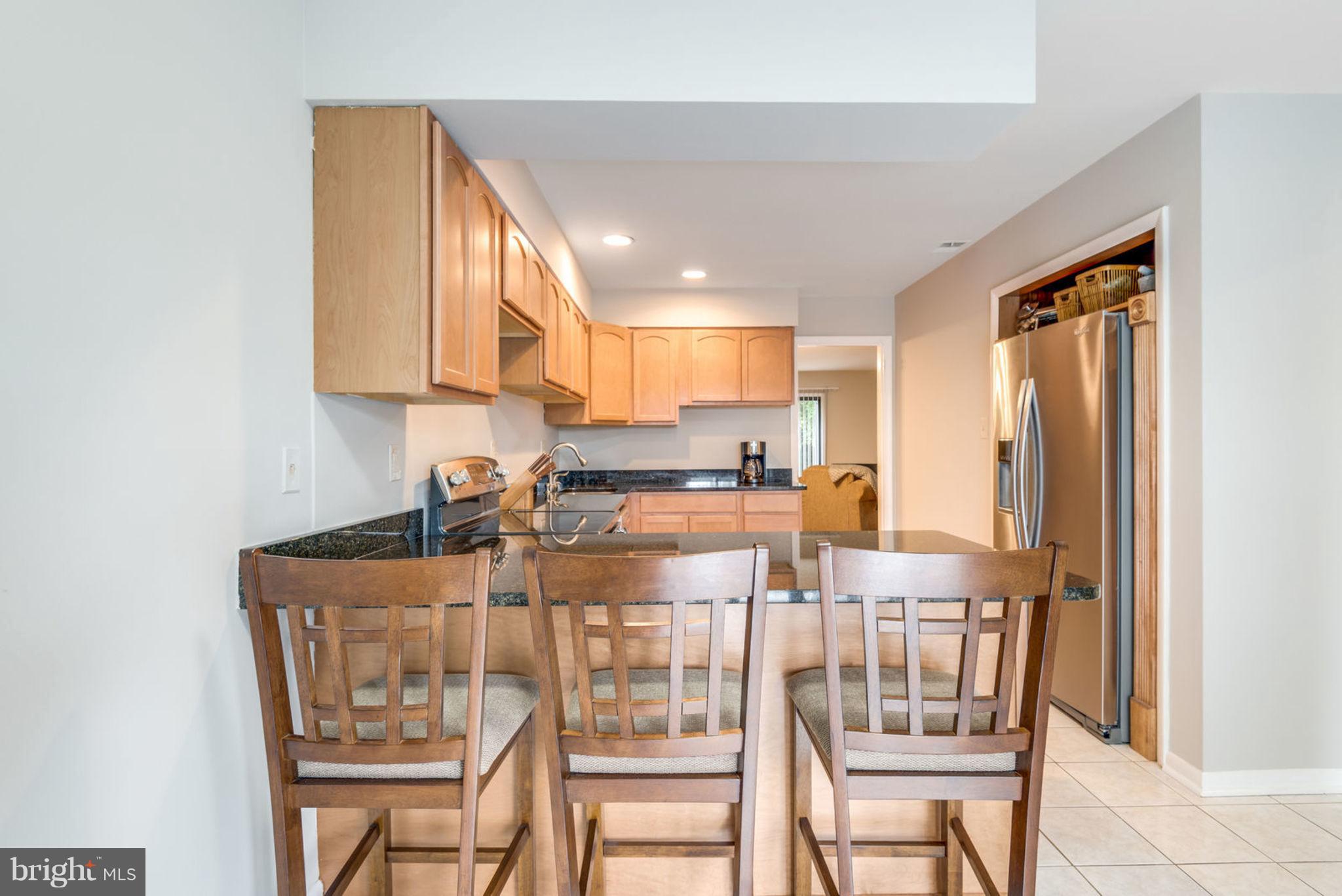 2007 Approach Lane Reston, VA 20191 - Photo 7 of 30 Kitchen