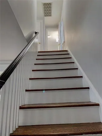 $4,300 | 57 Scofield Avenue, Stamford, CT 06906