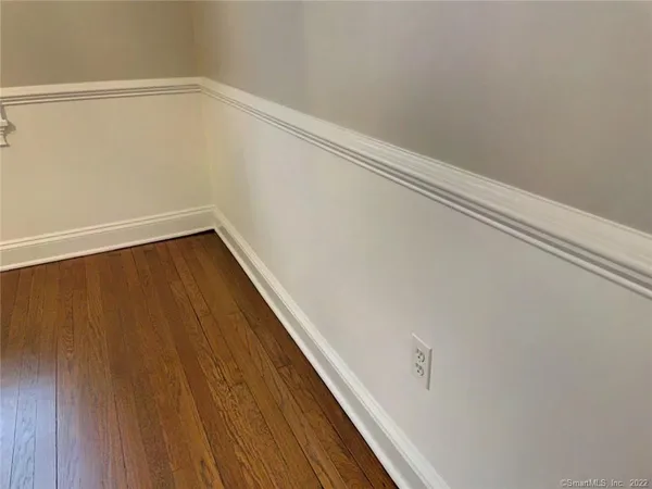 $4,300 | 57 Scofield Avenue, Stamford, CT 06906