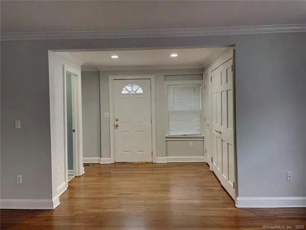 $4,300 | 57 Scofield Avenue, Stamford, CT 06906