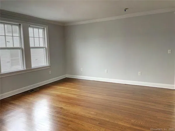 $4,300 | 57 Scofield Avenue, Stamford, CT 06906
