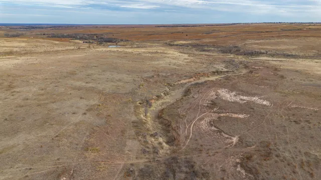 $1,472,000 | Peterson Creek, McLean, TX 79057